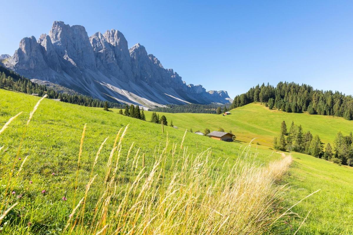 Raschoetzhof Funes  Exteriör bild